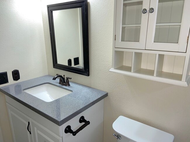 Building Photo - Sparks Single Story Home - 4 Bedrooms (Ree...