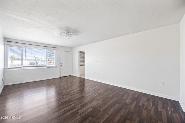 Building Photo - 4326 N 13th Pl