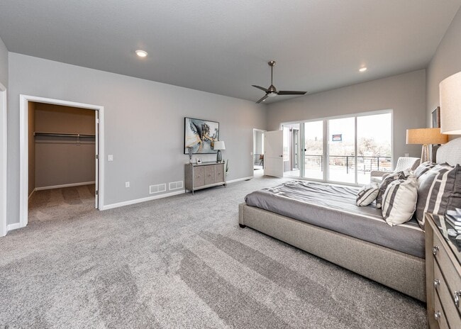 Building Photo - Luxury Executive Westside Townhouse with E...