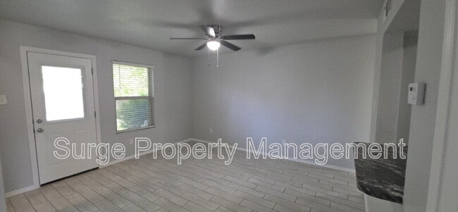 Building Photo - 9108 Lanham St