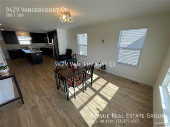 Building Photo - 9429 Vandervoort Ct