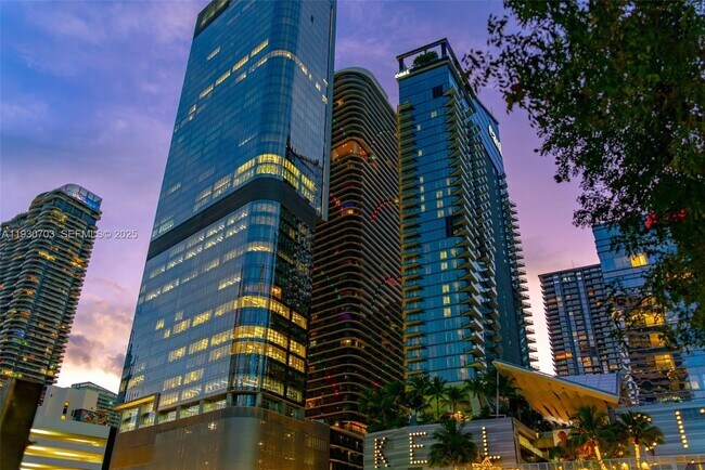 Building Photo - 801 S Miami Ave