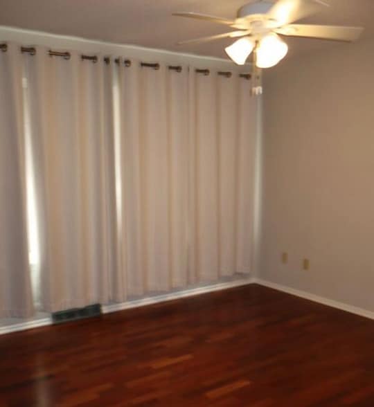 Building Photo - 3809 W Rollins Rd