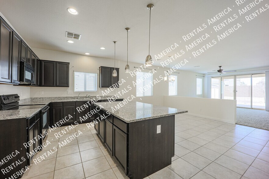 Building Photo - 4678 E Sodalite St