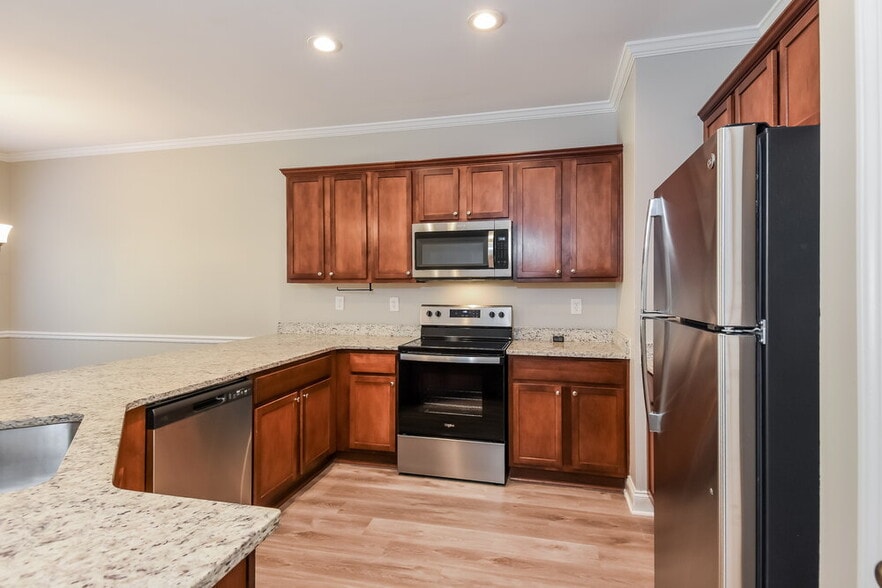 Building Photo - 242 Derby Ct