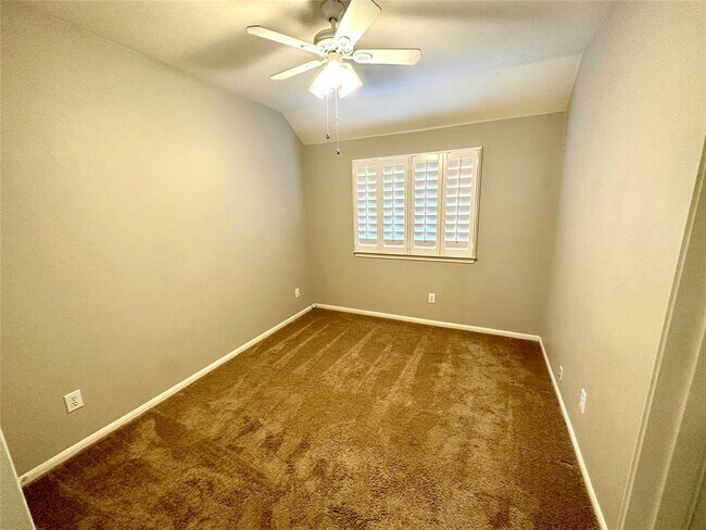 Building Photo - 20319 Eden Pines