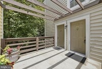 Building Photo - 10118 Oakton Terrace Rd