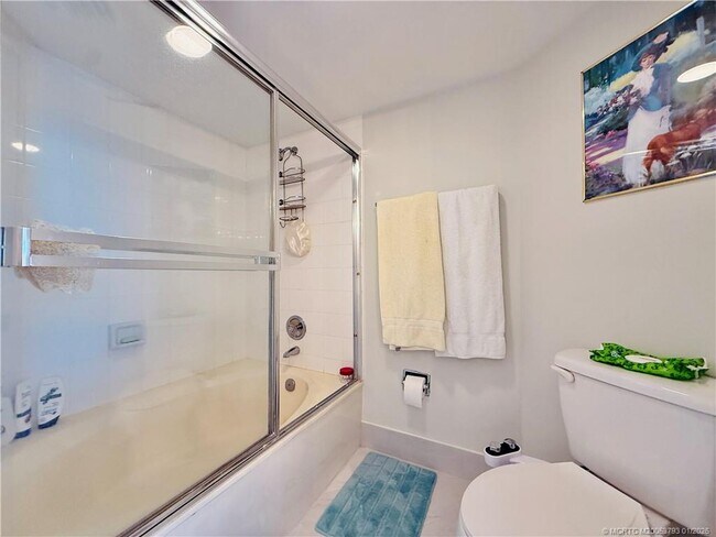 Building Photo - 8800 S Ocean Dr