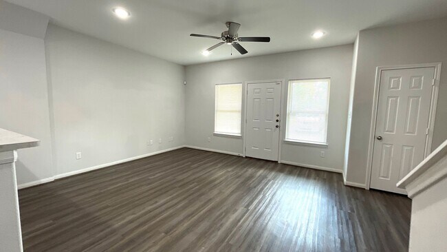 Building Photo - 8215 Gallahad St