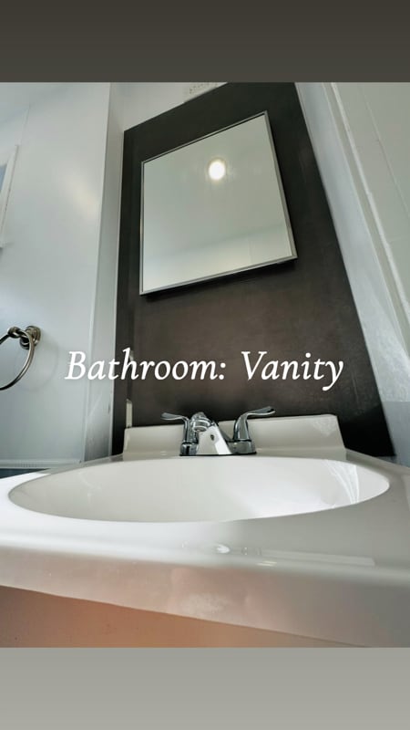 Building Photo - 2407 Pawtucket Ave