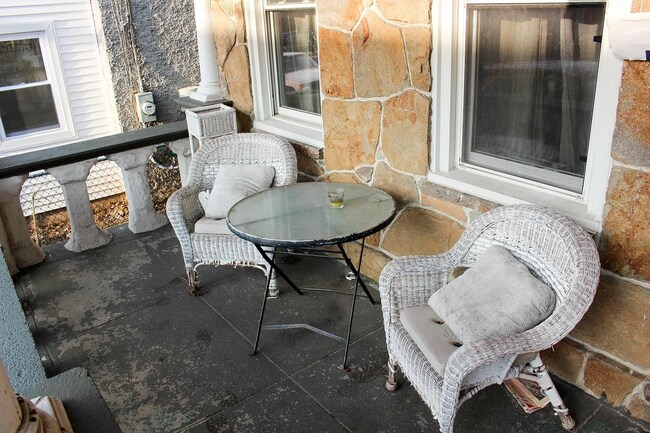 Building Photo - Charming 4BD/3BA | West Chester Borough | Steps to Dining & Shopping