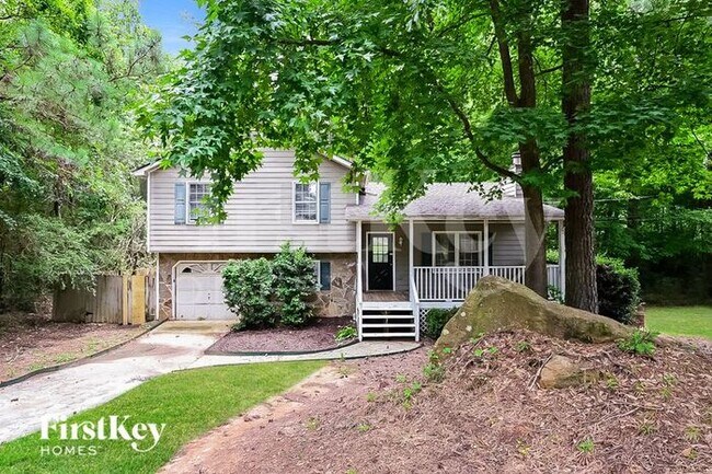 Primary Photo - 1247 Mountain Dr NE