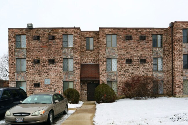 Building Photo - 651 N Swift Rd