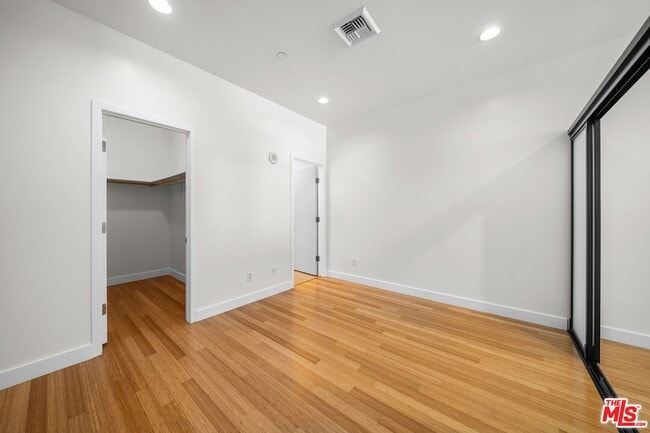 Building Photo - 3810 Wilshire Blvd