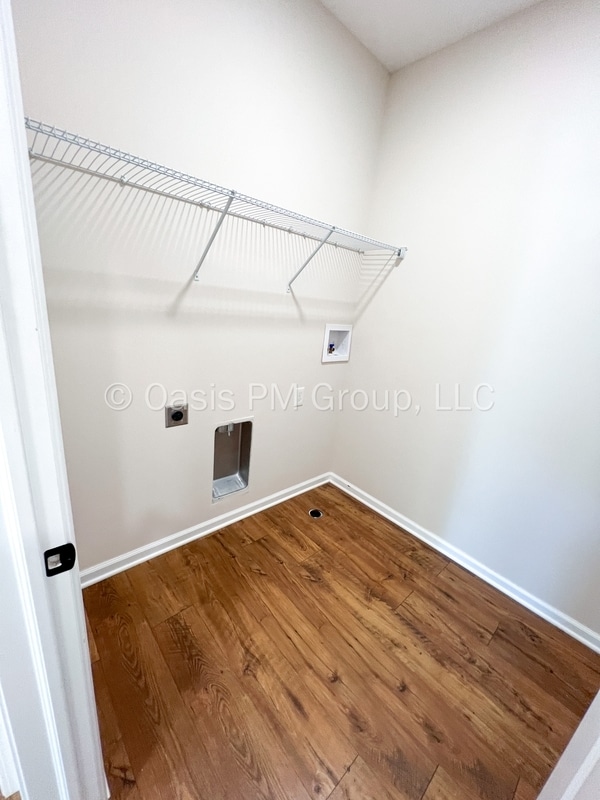 Building Photo - 201 Eisley Ln
