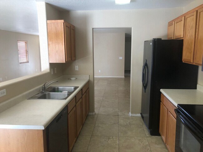 Building Photo - 3 bedroom rental in Johnson Ranch