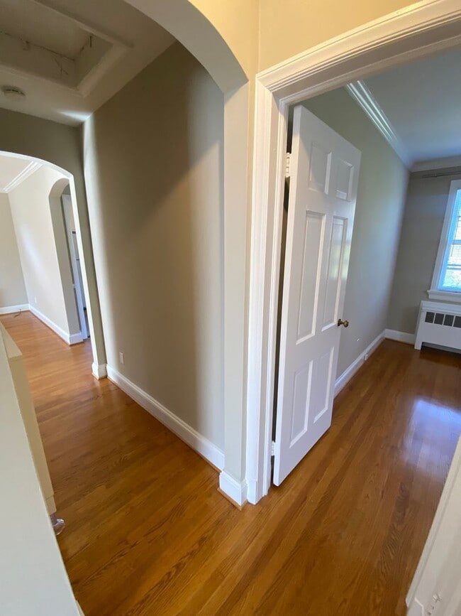 Building Photo - 3910 Cary Street Rd