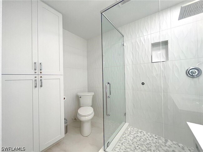 Building Photo - 110 June Ct