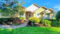 Building Photo - Luxurious 5-Bedroom Retreat with Private P...
