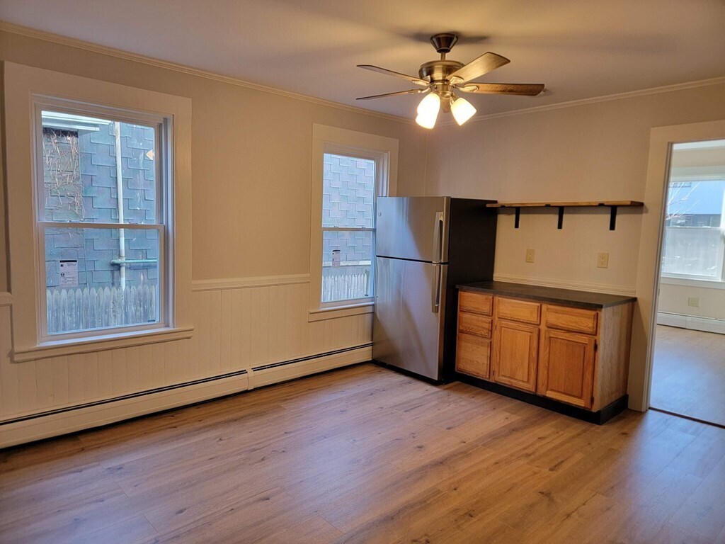 Building Photo - 46 Kinnaird St