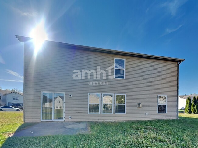 Building Photo - 10286 Butler Dr