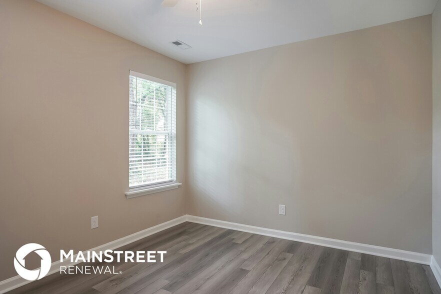 Building Photo - 805 Nivison Ct