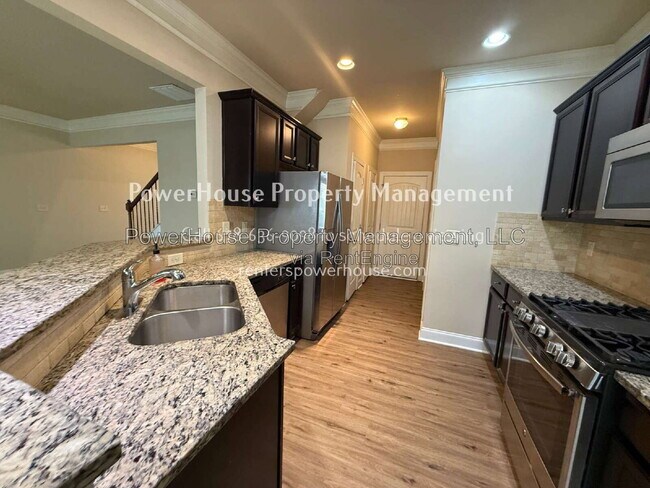 Building Photo - 1045 Township Cir