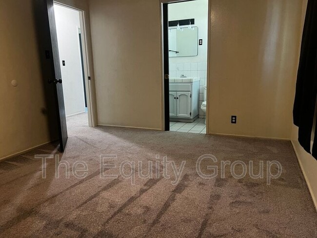 Building Photo - 1065 Lassen Dr