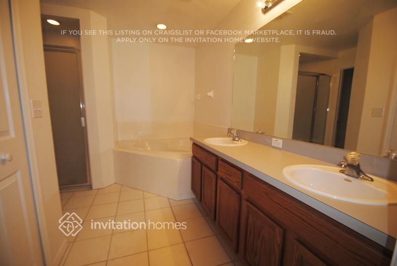 Building Photo - 1137 Heather Glen Dr