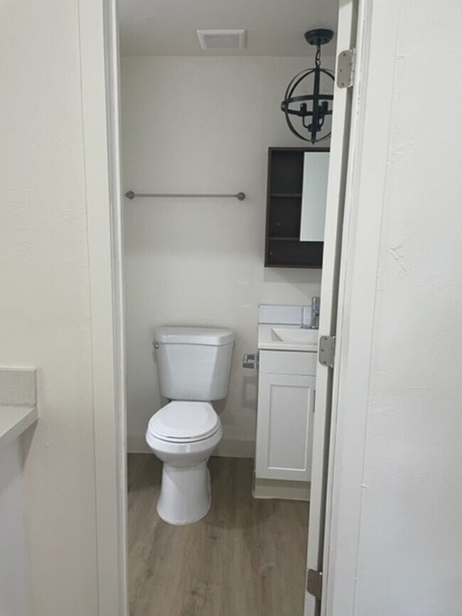 Building Photo - Unique Tri plex