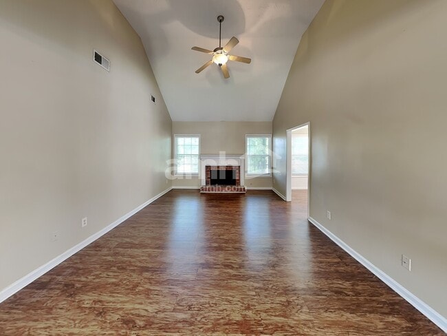 Building Photo - 900 Cline Petty Way