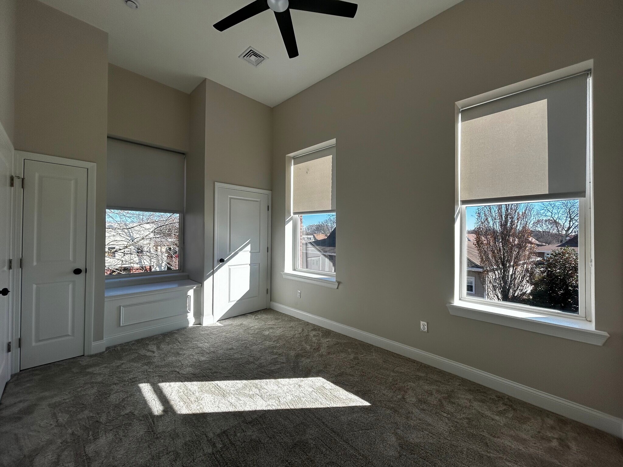 Building Photo - 246 Front St