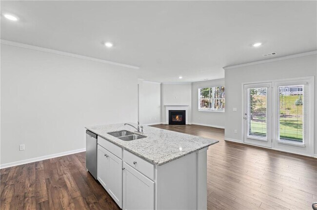 Building Photo - 65 Grv Spgs Ct