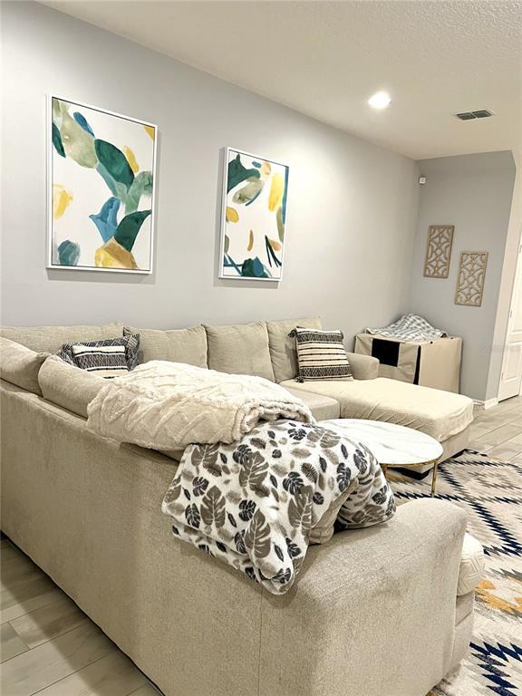 Building Photo - 344 Rustic Loop