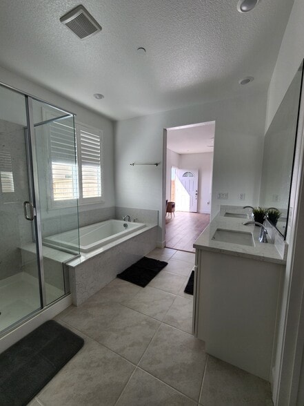 Bathroom - 4054 Azul Way