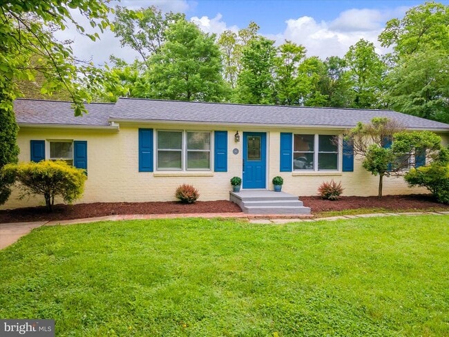 Building Photo - 60 Killdeer Ave