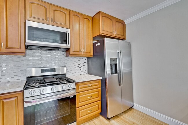 Building Photo - Wonderful 3 bedroom , 2 bath home in Mount...