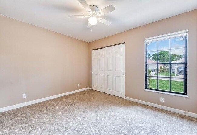 Building Photo - 5645 American Cir