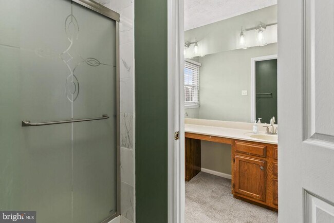 Building Photo - 6018 River Birch Ct