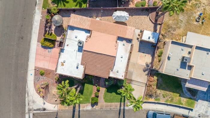 Building Photo - 11241 E 37th Ln