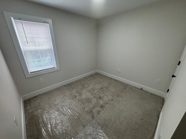 Building Photo - 104 N Slocumb St
