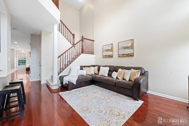 Building Photo - 2456 Canterbury Ln