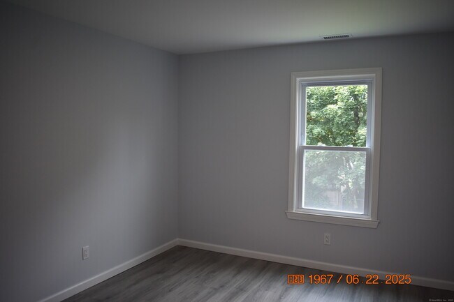 Building Photo - 41 Highland Ave