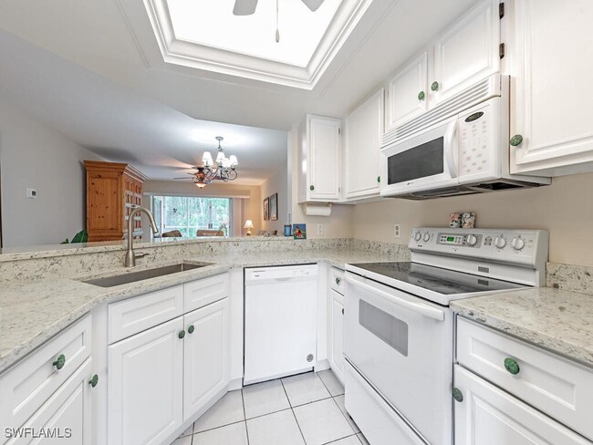 Building Photo - 773 Wiggins Lake Dr