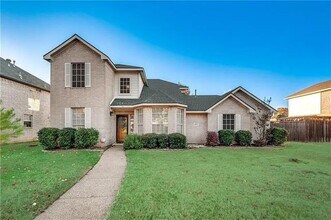 Building Photo - 4417 Scenic Dr