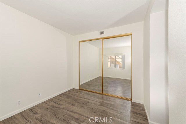 Building Photo - 9 Gaviota