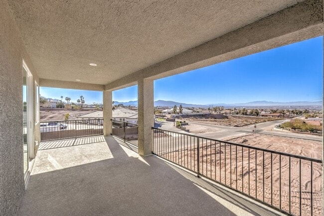 Building Photo - Strip View - Custom Home - Immediate Move In - Horse Property