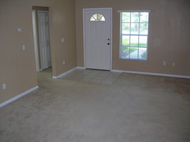 Building Photo - 1061 Ballyshannon Pkwy