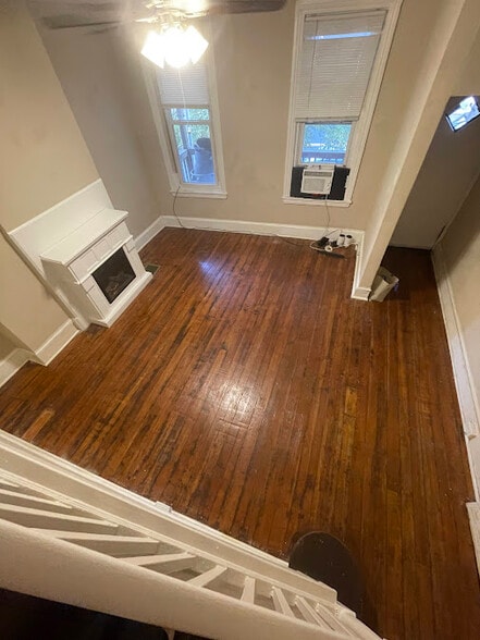 Living Room w/ Electric Fireplace - 4224 Powelton Ave