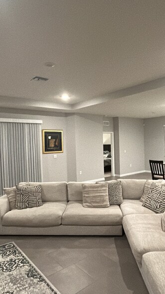 Building Photo - 10702 Laxer Cay Loop